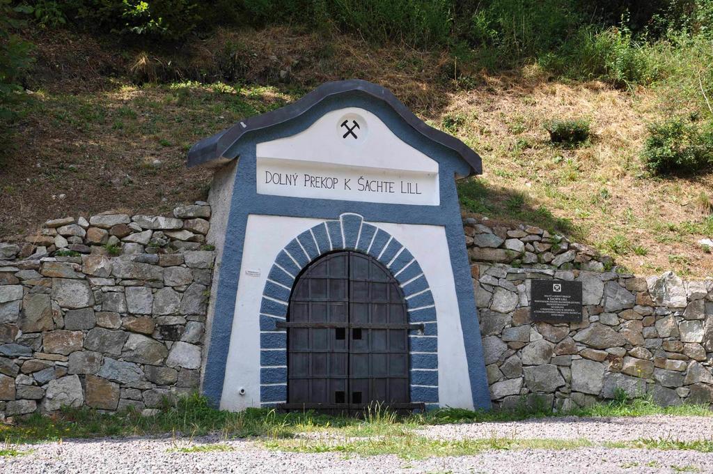 Penzion Bansky Dom Banská Štiavnica Esterno foto