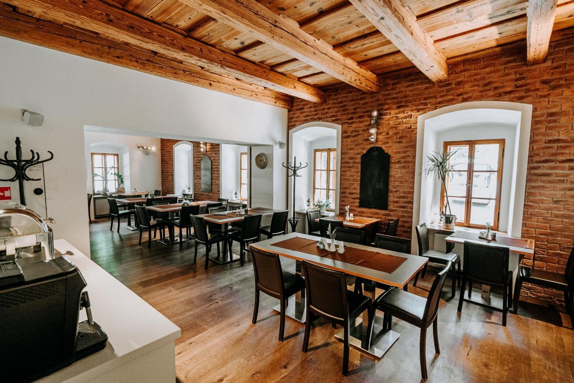 Penzion Bansky Dom Banská Štiavnica Esterno foto